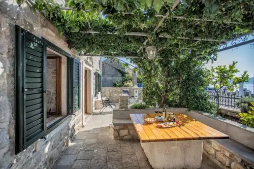 Villa Lastva is a Five Star Seafront Luxury Villa with Privite Pool - 19