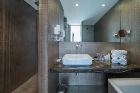 Bellevue Superior City - 10