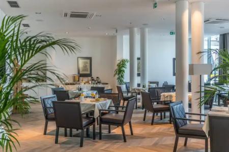 Bellevue Superior City - 21