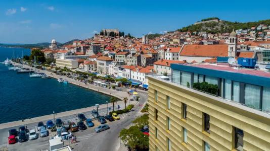 Bellevue Superior City - 19