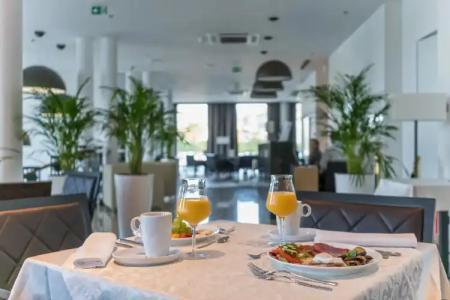 Bellevue Superior City - 24