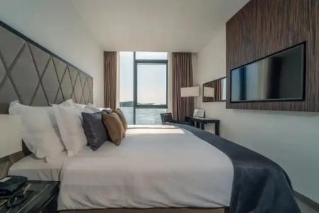 Bellevue Superior City - 80