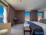 Deluxe Double room with view