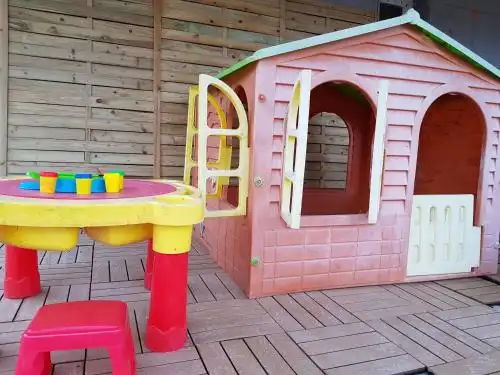Kids' Paradise House - 23