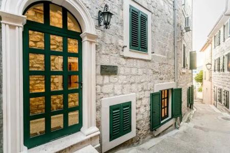 Guesthouse Villa Stari Grad - 0