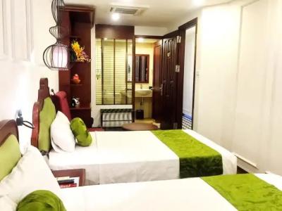 Vision Premier & Spa - 4
