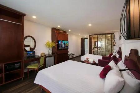 Vision Premier & Spa - 43
