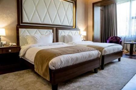 Garden Park Inn - 115