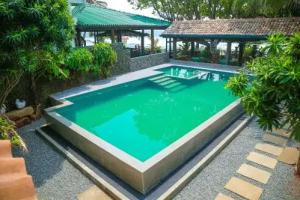 Moon Beam - The Beach Heaven Hotel, Hikkaduwa