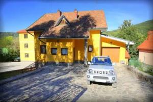 Pori Roku Cottage, Sinyak