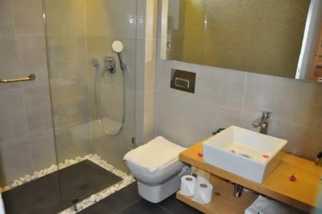 MyElla Boutique - 38