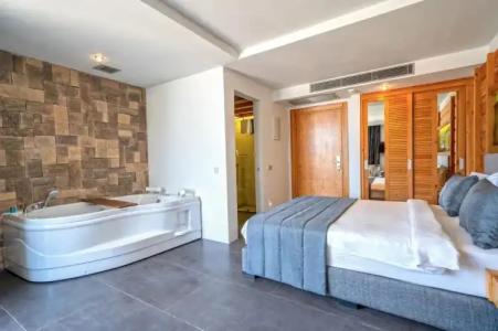 MyElla Boutique - 46