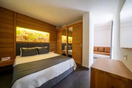 MyElla Boutique - 22