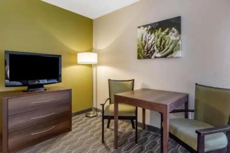 Best Western North Phoenix - 55