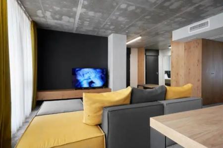 Adella Boutique - 43