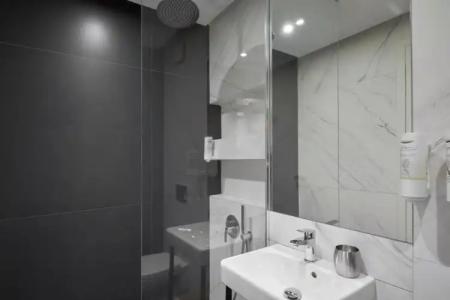 Adella Boutique - 18