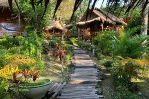 Little Eden Bungalows, Chang Island