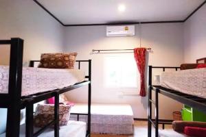 Nisarine Homestay @ Koh Klang, Krabi City