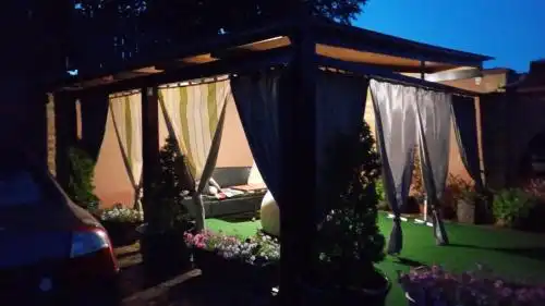 Guest House Zhanna - 1