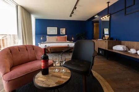 Merchant Suites - 12