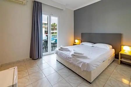 Cameo Beach Resort - 53