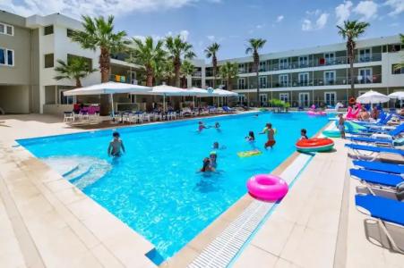 Cameo Beach Resort - 40