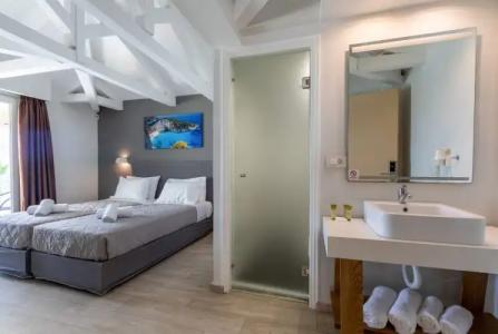 Cameo Beach Resort - 3