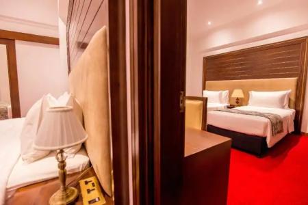 Trillium Boutique City - 8