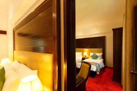 Trillium Boutique City - 16