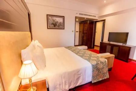 Trillium Boutique City - 19