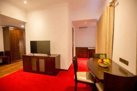 Trillium Boutique City - 52