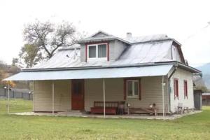 U MIHAYLA pid lisom Guest house, Verkhovyna