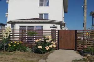 Aleksandrit Guest house, Kuchugury