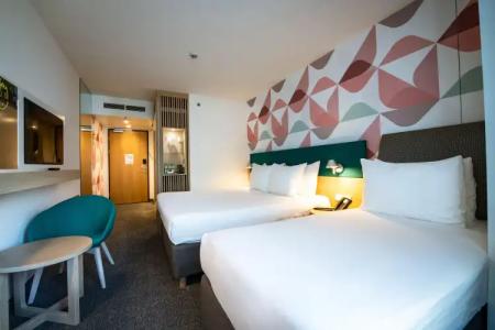 Holiday Inn WARSAW CITY CENTRE by IHG - 2