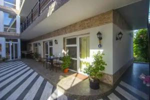 SOLAR Guest house, Zatoka