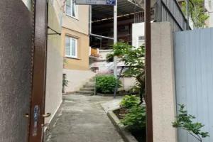 Sunny House (former Henri), Gagra