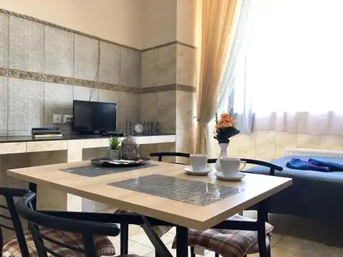 Modern Apartnear metro Pecherska - 43