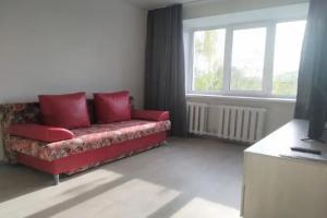 Apartments on Avtozavodtsev, 54, Miass