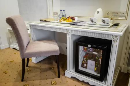 Imperial Palace - 125