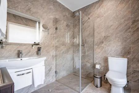 Imperial Palace - 119