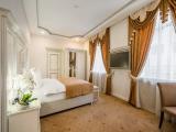 Deluxe Double room with city view