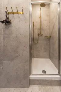 Secret Apartments - 43