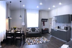 Chernyishevskaya 39 Apartments, Tikhvin