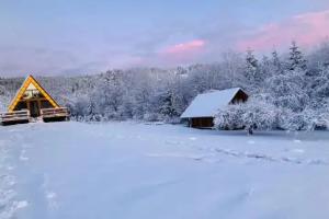 Tihiy kutochok Guest house, Iska
