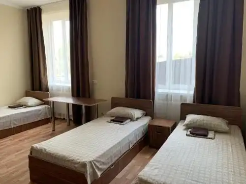 Monada & Hostel - 12
