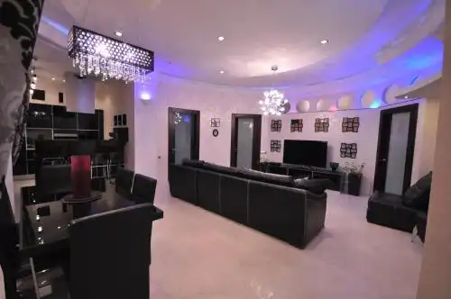 Arcadia Promenade Grand Apartments - 5