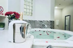 Arcadia Promenade Grand Apartments, Odessa