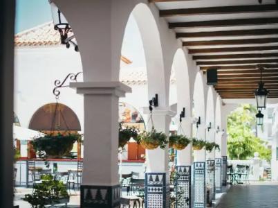 Beverly Hills Heights - 33