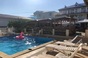 Delfin Guest House, Lermontovo
