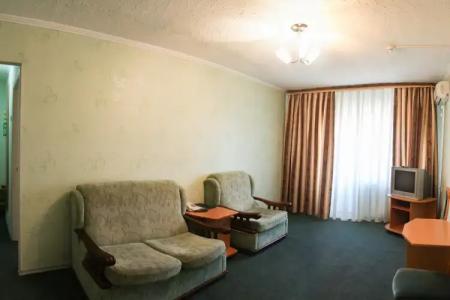 "Zelyonaya" Korpus #2 - 0